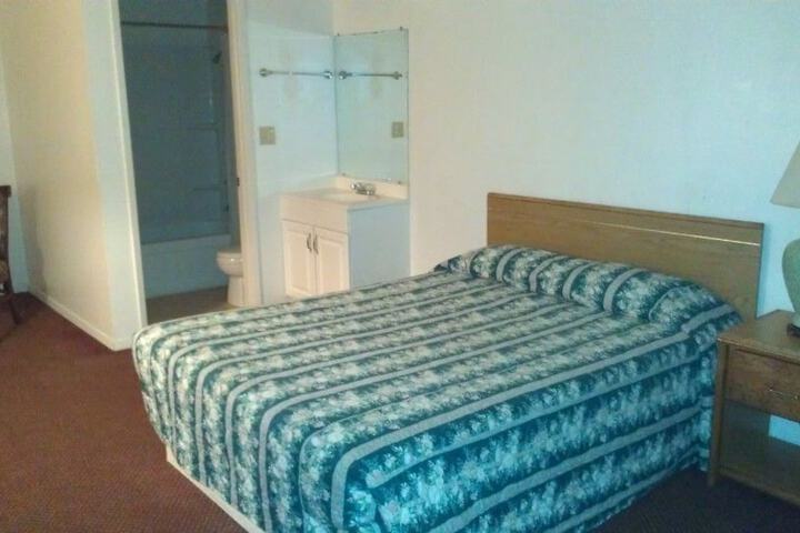 Bremerton Inn - thumb 3