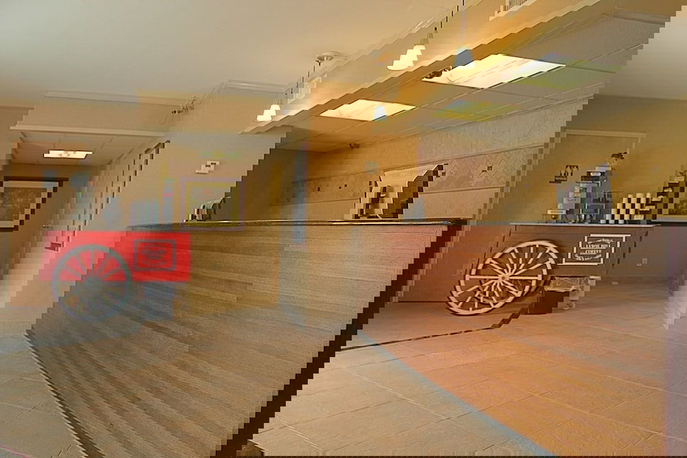 Eastern Shore Motel - thumb 2