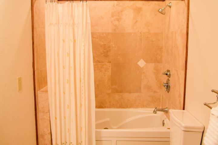 Banner Elk Winery & Villa - thumb 7