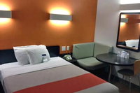 Motel 6 Palatine IL - Chicago Northwest