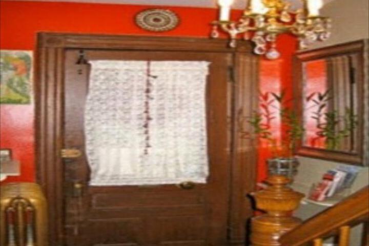 Bronx Guest House - thumb 5