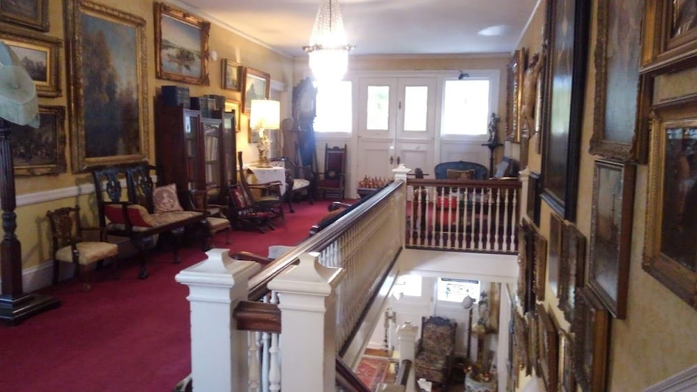 The Inn At Brevard - thumb 1