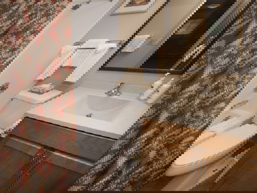 Falcon Point - thumb 5