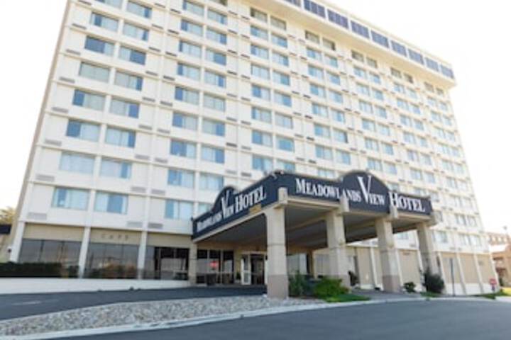 Meadowlands View Hotel - thumb 0