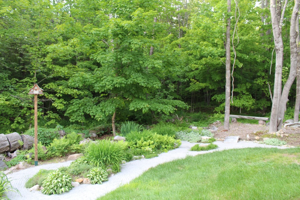 The Nutmeg Inn - thumb 2