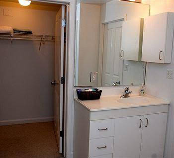 Luxy Suites Harborside - thumb 1