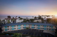 Motel 6 Santa Barbara CA - Beach