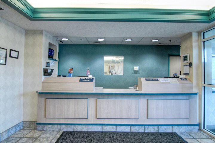 Motel 6 Menomonie, WI - thumb 2