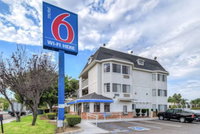 Motel 6 Escondido CA