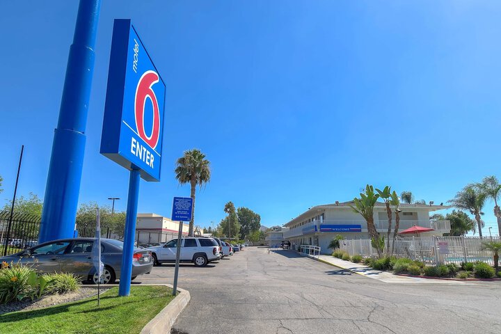 Motel 6 San Bernardino CA South - thumb 1