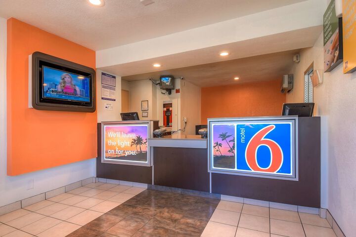 Motel 6 San Bernardino CA South - thumb 7