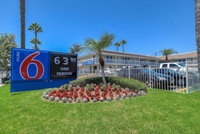 Motel 6 Santa Ana CA