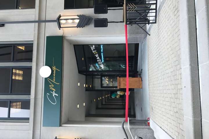 Luxiasuites - thumb 1