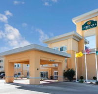 La Quinta Inn  Suites by Wyndham Artesia - Tourism Bookings