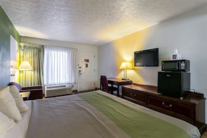 Motel 6 Edgewood, MD - thumb 0