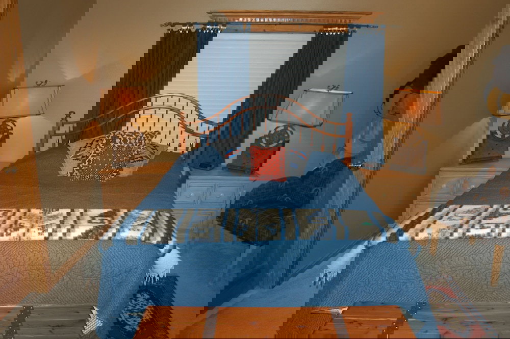 Big Yellow Inn - thumb 6