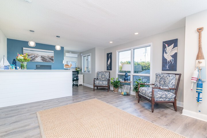 Sandbars Inn - thumb 6