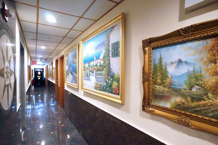 Paris Suites Hotel - thumb 2