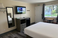 The Coastal Inn and Suites