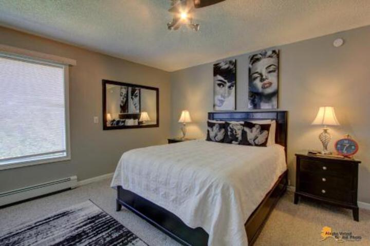 Anchorage Uptown Suites - thumb 4