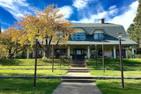 Mount Shasta Ranch Bed  Breakfast