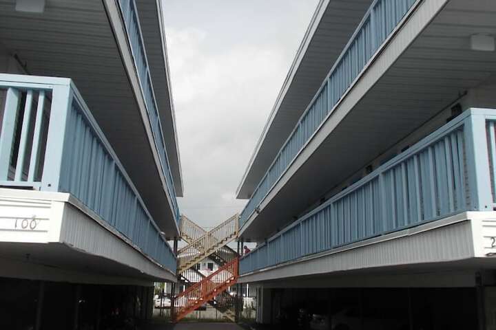 Flagship Motor Court - thumb 1