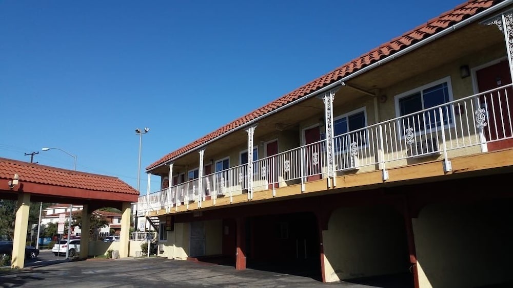 Budget Inn San Gabriel - thumb 3