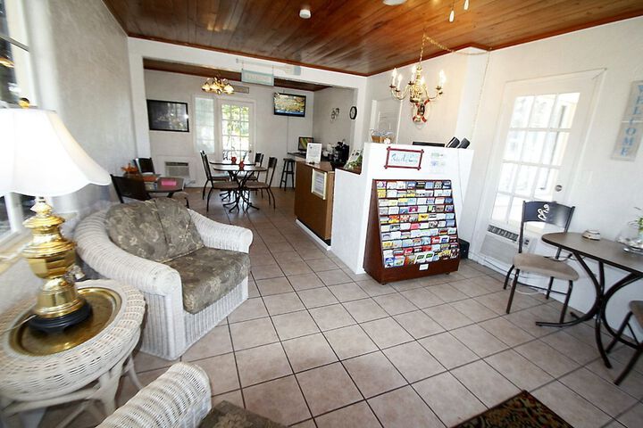 Island Breeze Inn - thumb 3