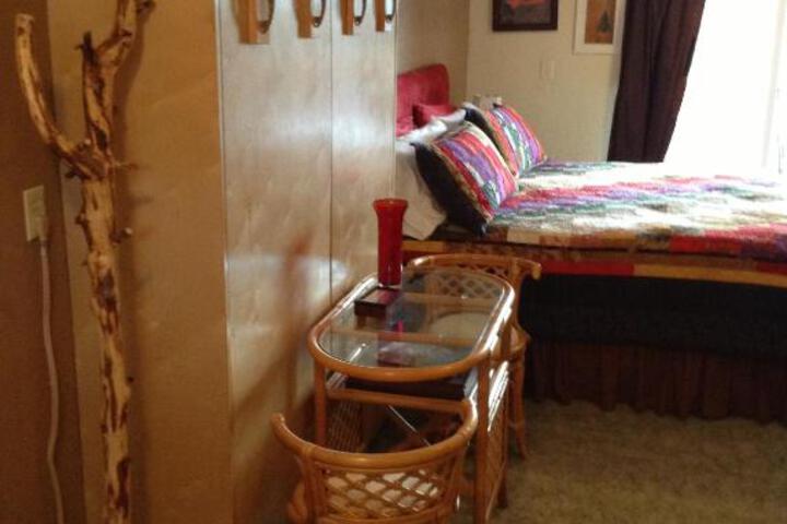 The Spyglass Inn - thumb 1