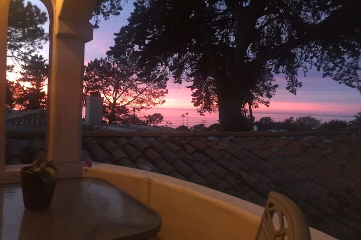 Les Artistes Inn - thumb 2