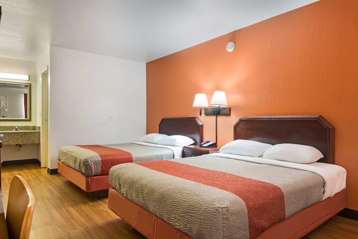 Motel 6 Atlanta, TX - thumb 7