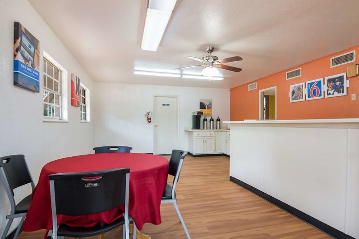 Motel 6 Atlanta, TX - thumb 6