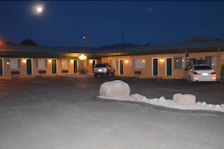 Classic Inn Motel - thumb 2