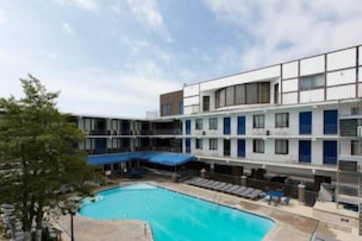 Brittany Motel - thumb 7