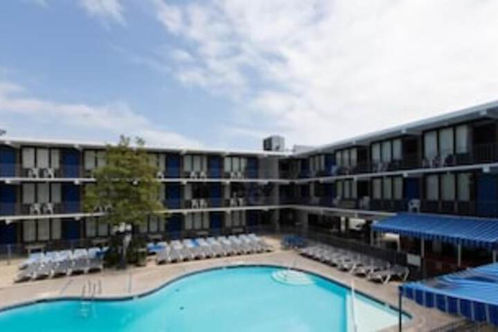 Brittany Motel - thumb 4