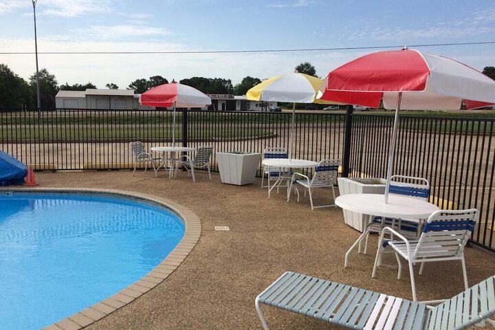 Travel Inn - thumb 2