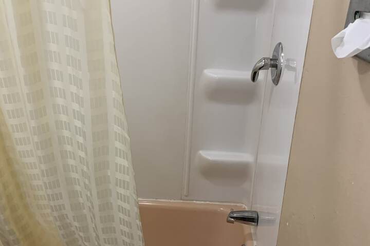 Ashland Motel - thumb 6