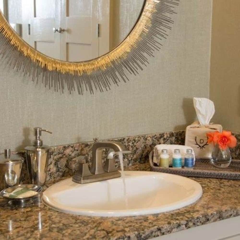 Deer Brook Inn - thumb 3