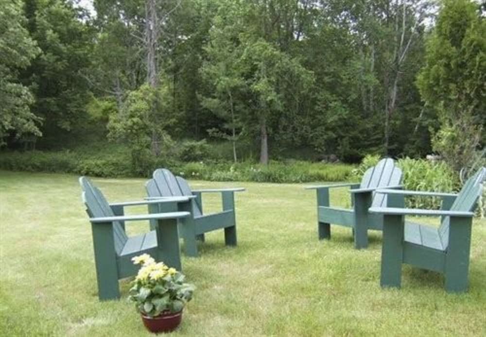 Deer Brook Inn - thumb 0