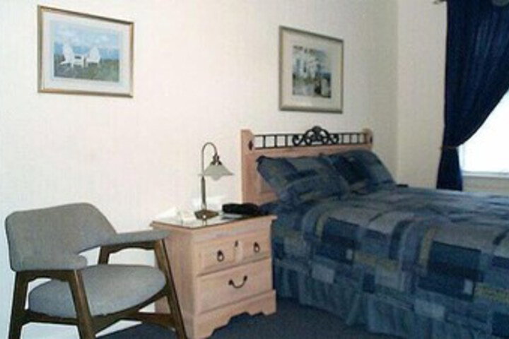 1876 Heritage Inn - thumb 4