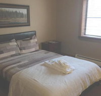 Butternut Inn  Pancake House - Hotels Santiago