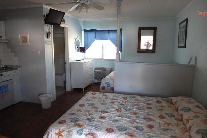 Sifting Sands Motel - thumb 4