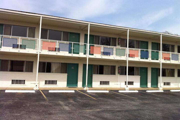 Hamilton Holiday Motel - thumb 4