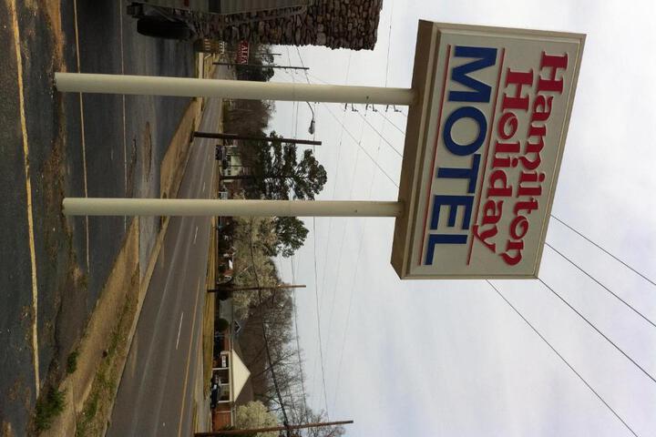 Hamilton Holiday Motel - thumb 0