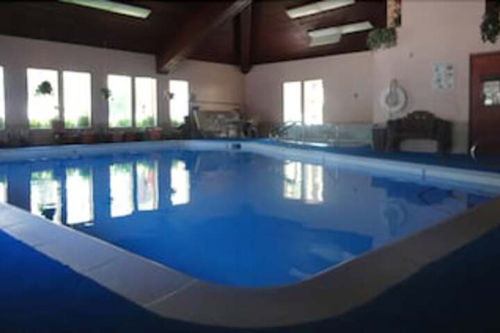 Boulder Lodge - thumb 1