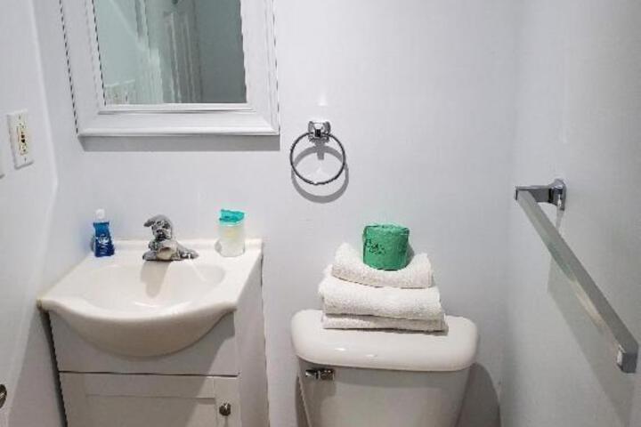 Mango Motel - thumb 4