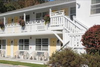 Schooner Bay Motor Inn