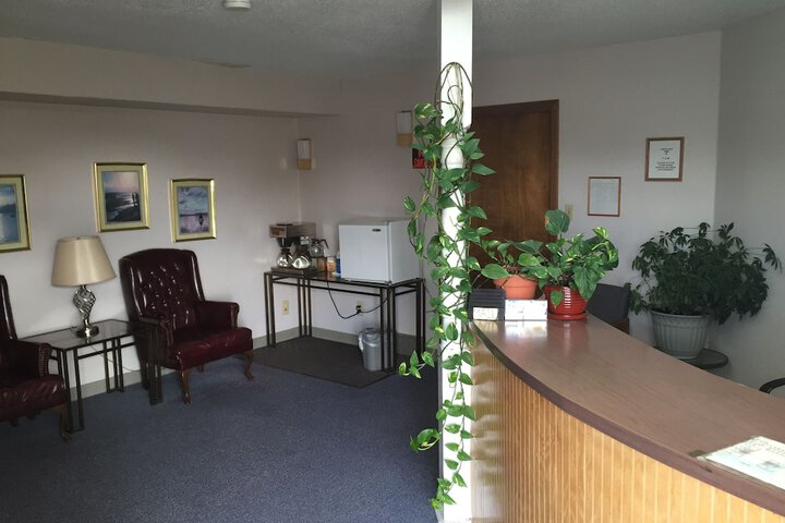 Adair Budget Inn - thumb 4