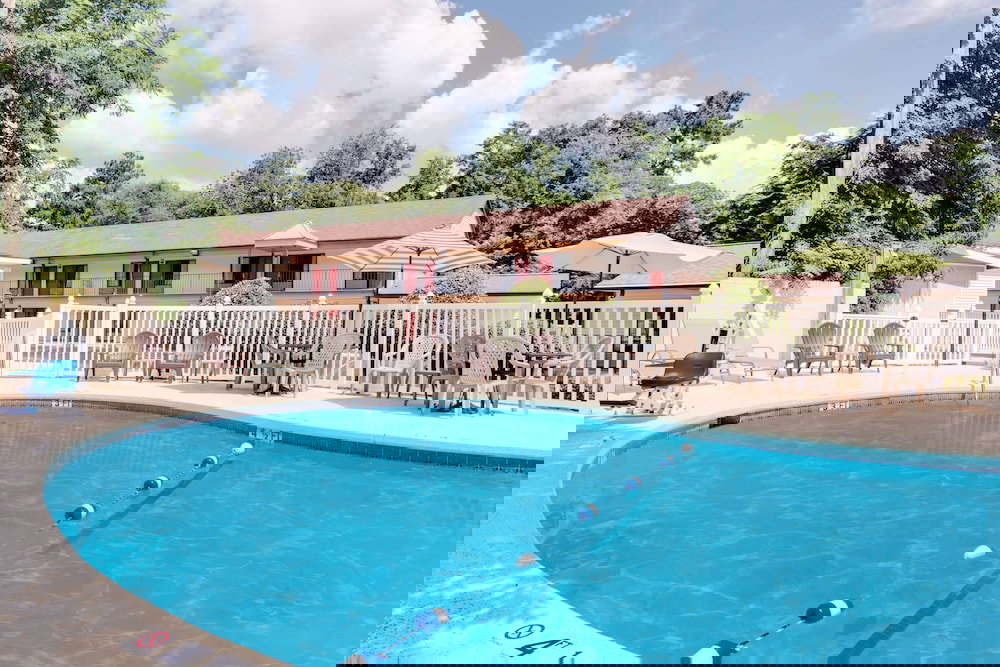 Days Inn By Wyndham Downtown Aiken - thumb 1