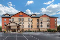 Comfort Inn  Suites Branson Meadows